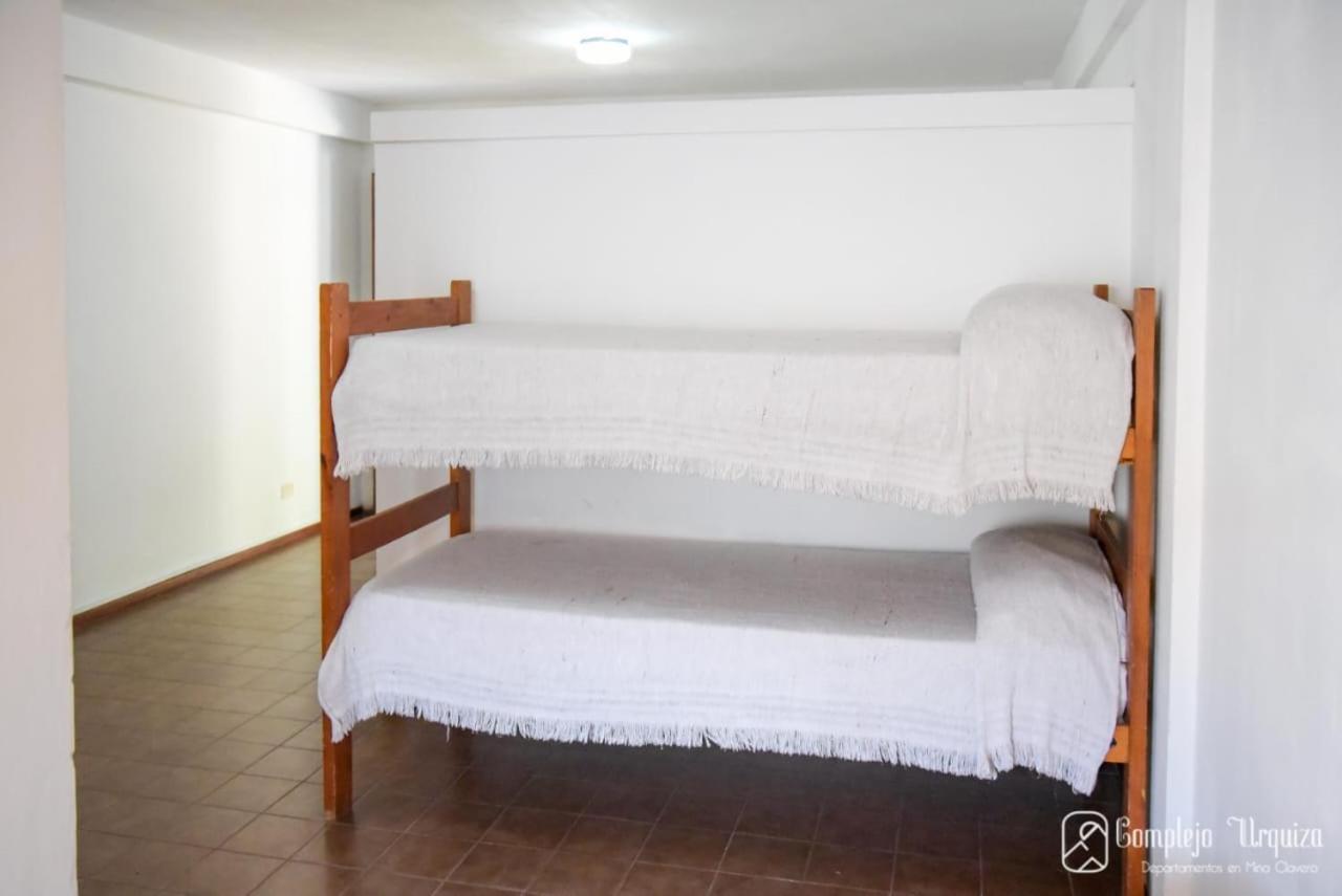 Апартаменти Complejo Urquiza Departamentos Міна-Клаверо Екстер'єр фото